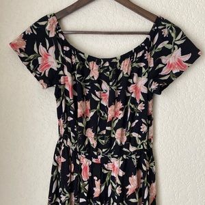 Size S floral dress